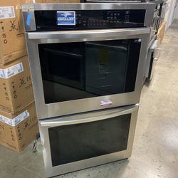 Samsung  NV51T5511SS 30 Inch Single Wall Oven with 5.1 Cu. Ft. Capacity  Ding/dent special!!!