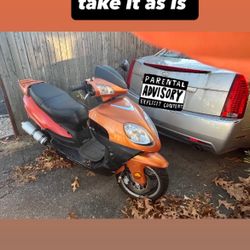 Moped 600 Or Best Offer 