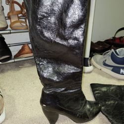 Black Boots