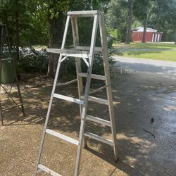 Used Aluminum 6 Foot A-Frame Ladder