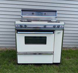 Vintage Montgomery Ward Gas Stove