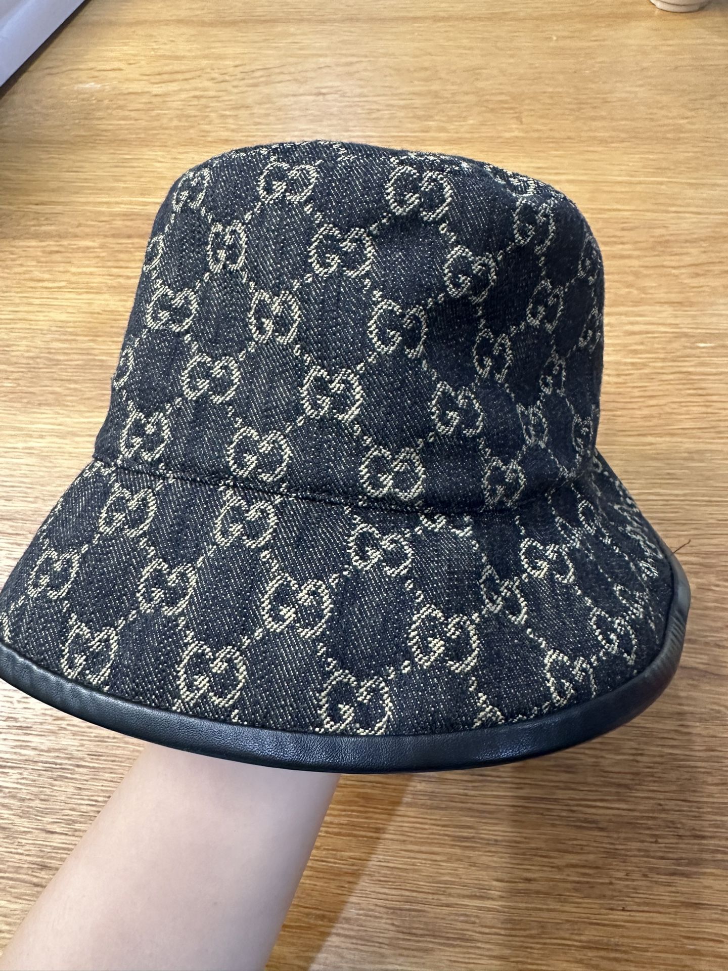 Gucci Oscar hat