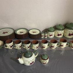 Antique Apple Orehard Collection set