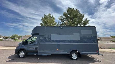 2021 Ford Transit Cutaway