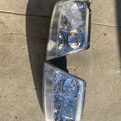 99-04 Jeep Grand Cherokee Chrome Amber Headlights
