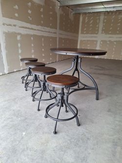 Kitchen Table $280 FIRM FIRM