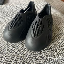 Yeezy Foam Runner