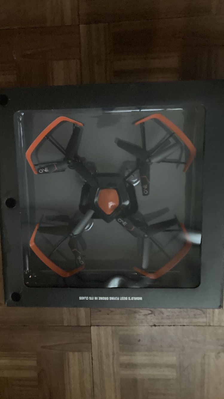 Cool DRONE BRAND NEW RETAILS $400 Hurry No More Drones Last 1 Left Great Camera Quality Cool Colors Fly This Thing Changes Lives Way Better Rc Plane  