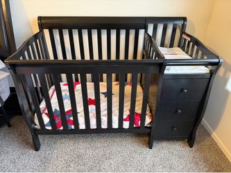 Baby crib