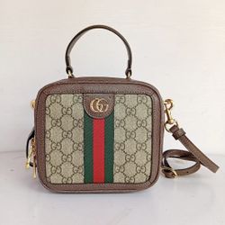 Crossbody handbag