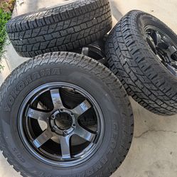 JDM Rays Gram Lights 57DRX 18" gunmetal Yokohama 285/65/18 10 ply