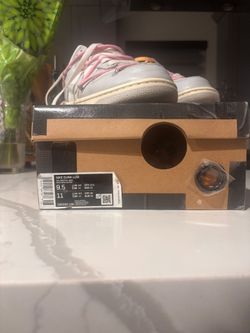 Nike dunks off white