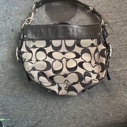 COACH  Leather Shoulder Bag 