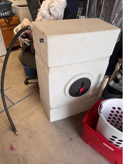 60 Gallon water tank +Ryobi pressure washer