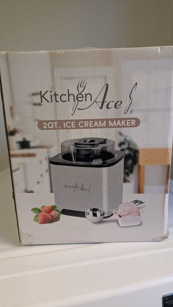 Brand New 2 Qt Ice Cream Maker