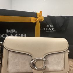 Coach Tabby ‘20inch