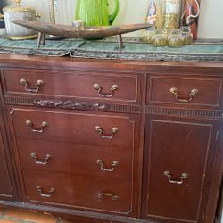 Credenza