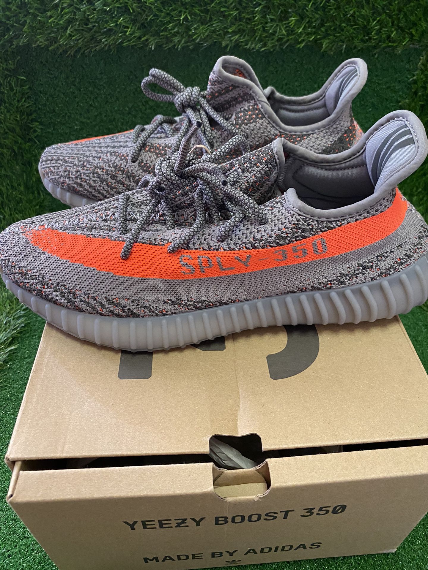 adidas gazelle silver green womens adidas Yeezy Boost 350 V2 Beluga Reflective – YankeeKicks Online main image 1