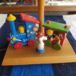 Vintage Children's Musical Lamp/Nightlight 1979 