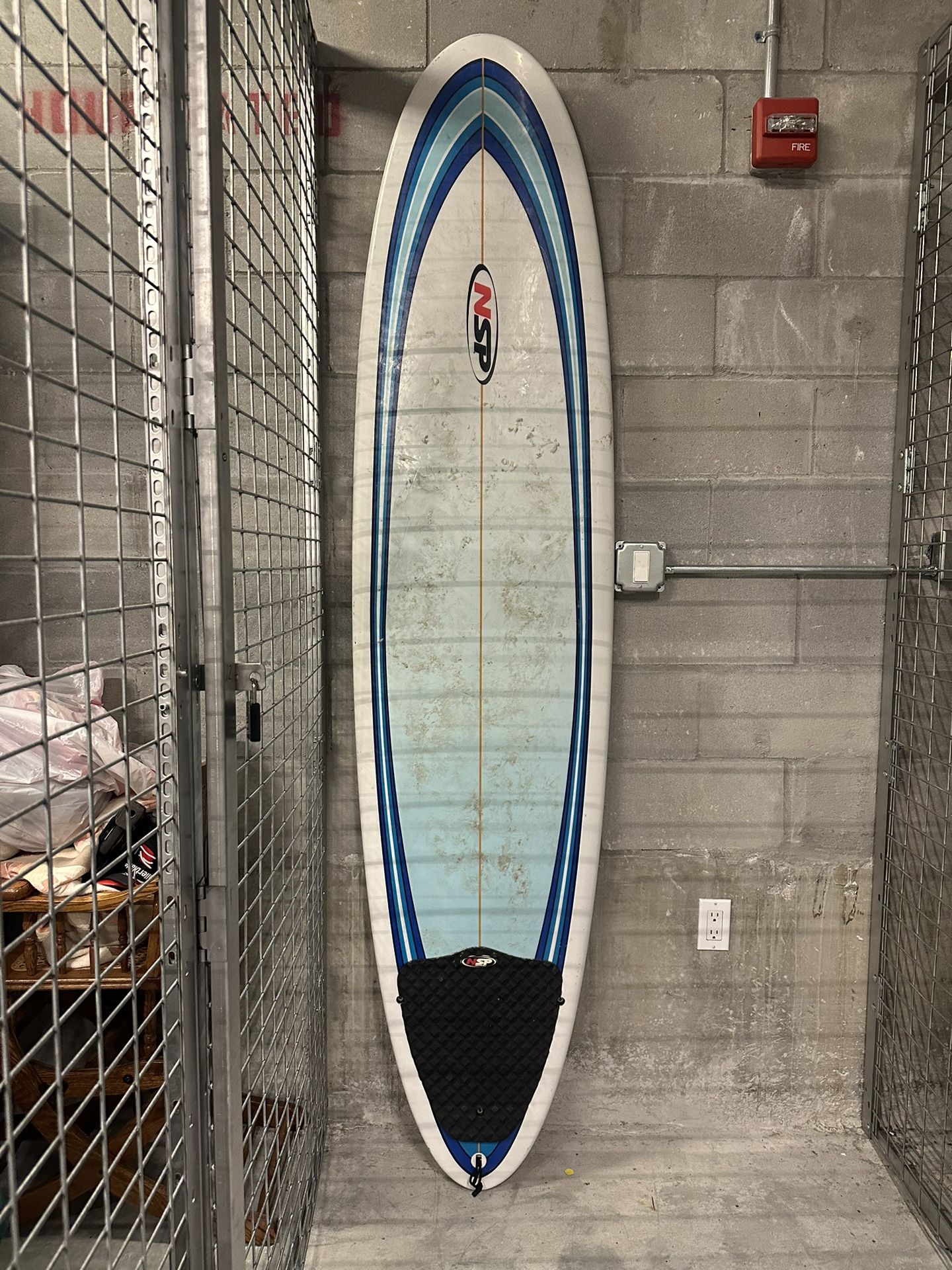 NSP Surfboard 7’6”