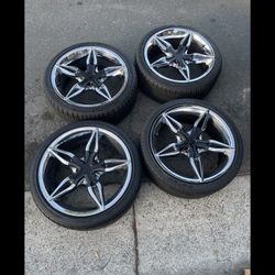 4 X 215/40r18 4x100 4x3.94 4x114.3 4x4.5 Chrome Honda Civic Xb Corolla Rims Wheels with Tires