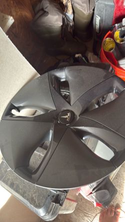Tesla model3 wheel cover