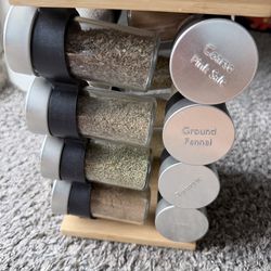 Cole and mason spice wooden set