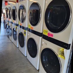 LG ThinQ WashTower Single Unit Front Load Washer 4.5 Cubic Feet Dryer 7.4 Cubic Feet