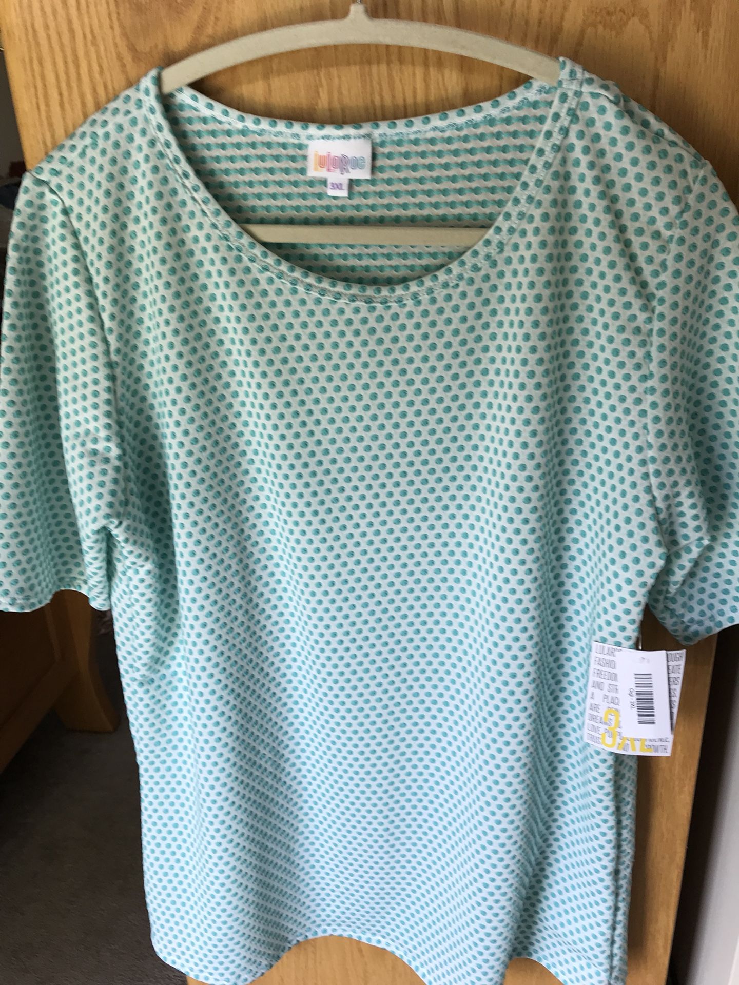 Lularoe NWT 3xl Gigi white & teal polka dots