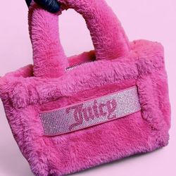 Hot pink fuzzy Juicy Couture mini handbag 💕✨