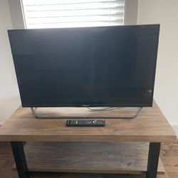 40 Inch Element Smart TV