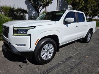 2022 nissan frontier