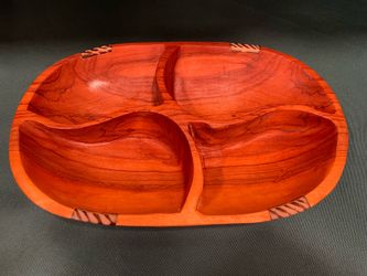 Vintage Beaitful Olive wood and bone inlayed 4 section serving /snack bowl
