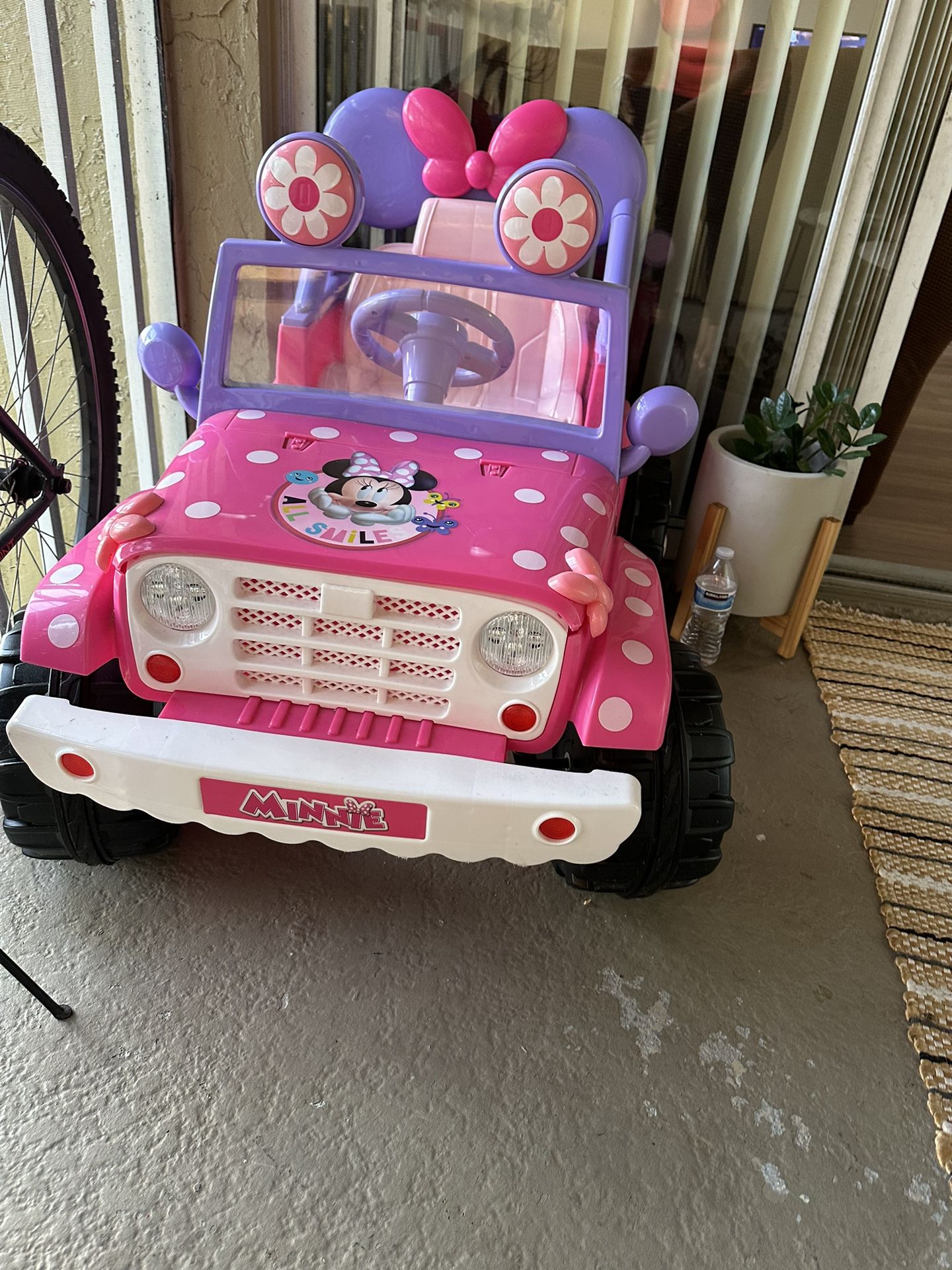 Car For Girl Minnie Mouse 
