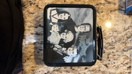Munsters Mini Box