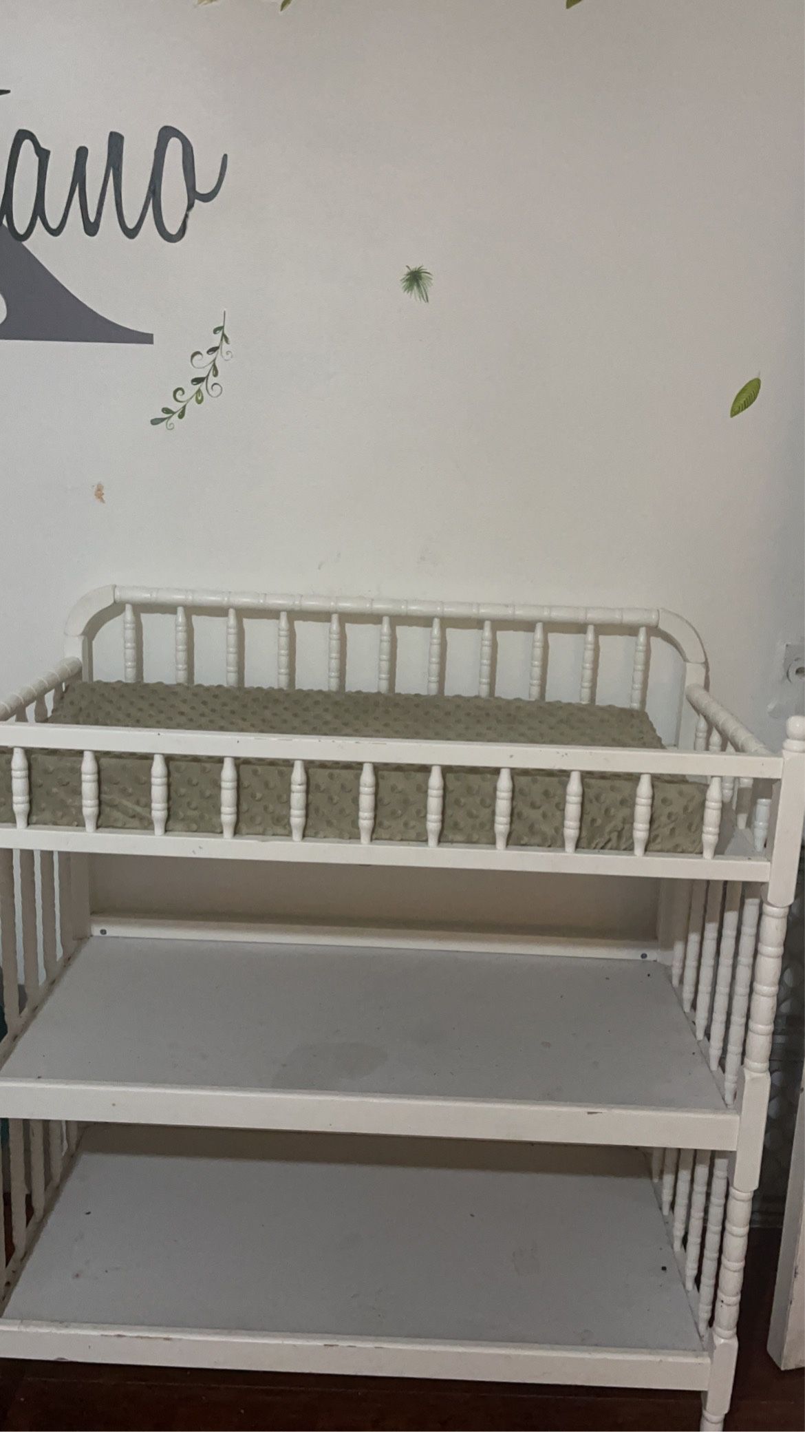 Changing Table With Pad And Sheet