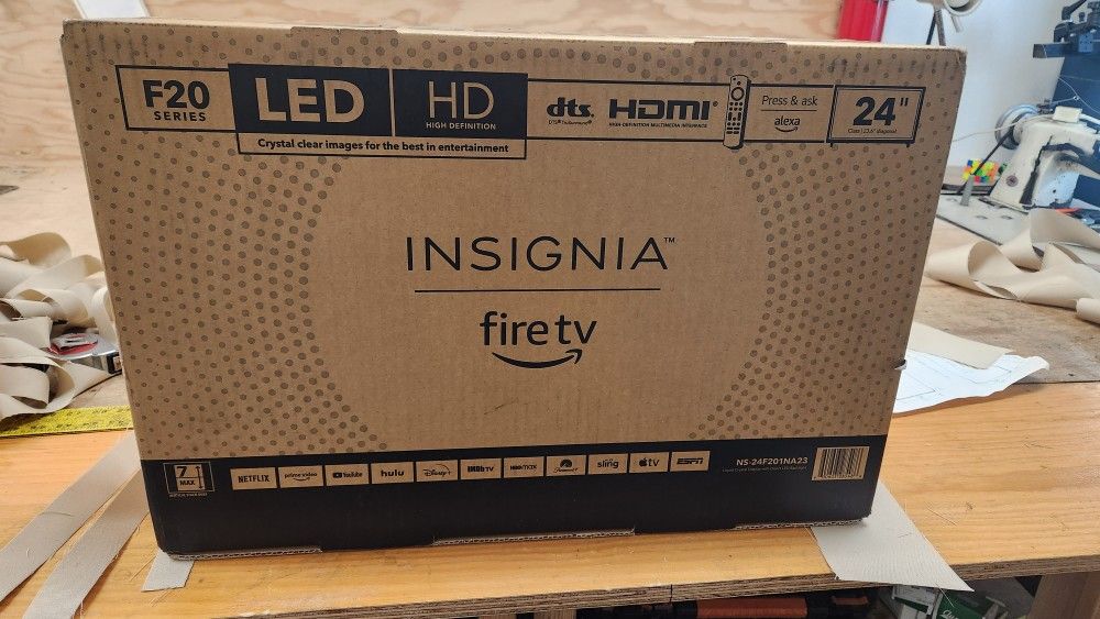 INSIGNIA FIRE TV LED HD 24" NEW