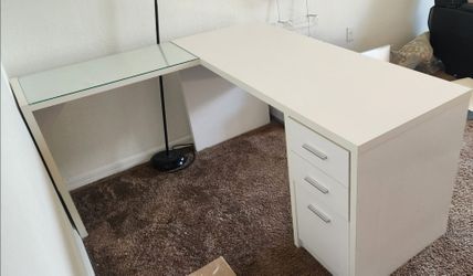 White L-Shaped Desk with Drawers