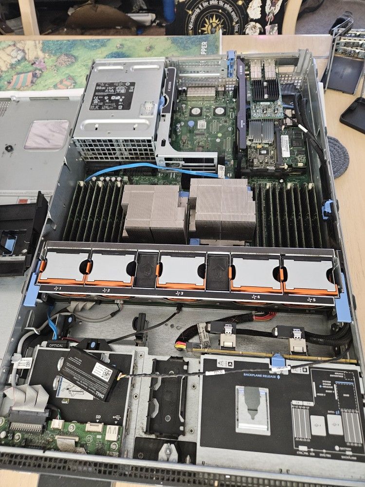 Dell R720 2U Server 288GB RAM, 2 XEON X5560 Processors MELLANOX Connectx4 40gb/s Network