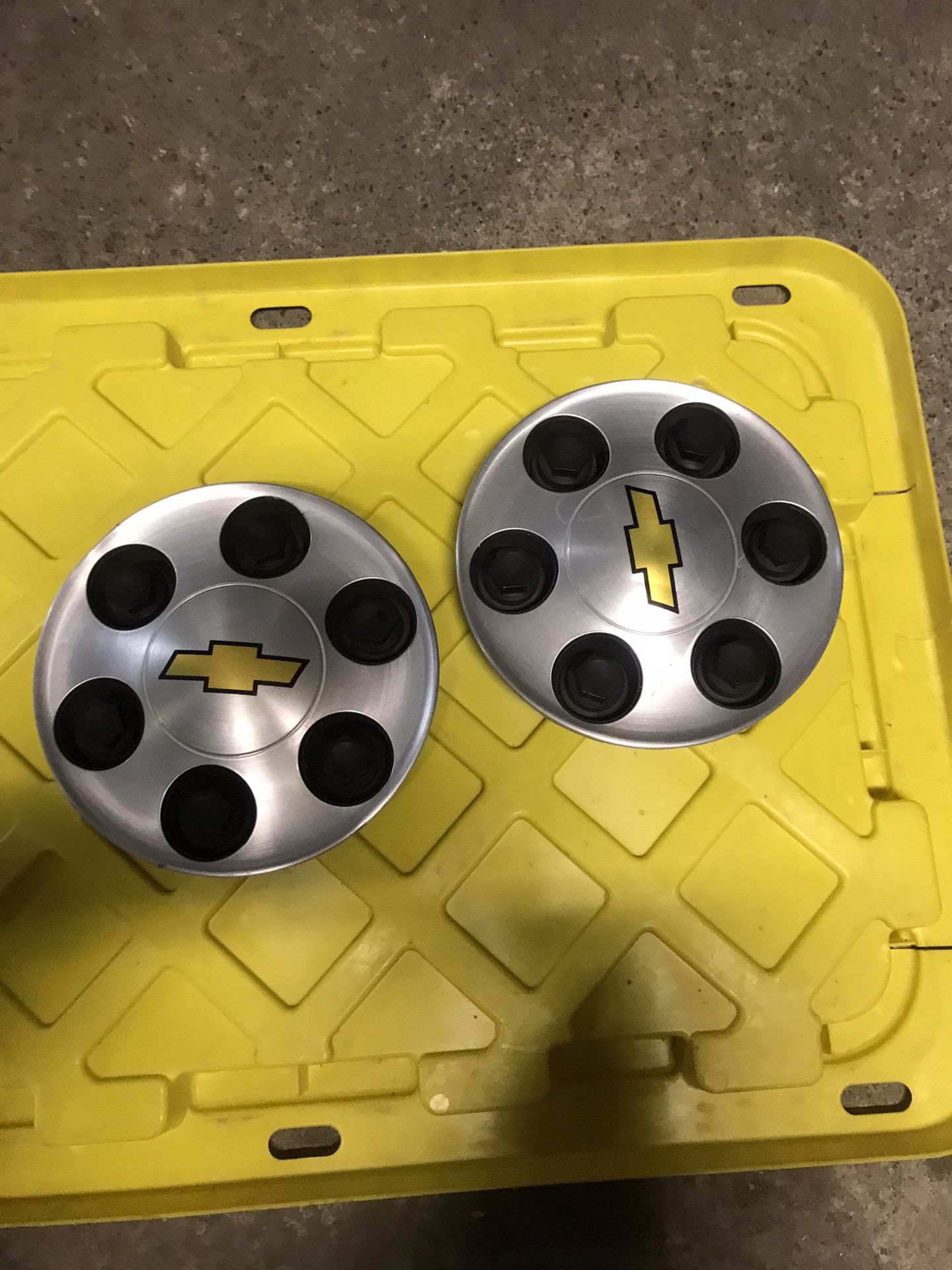 Hub Caps for Chevrolet Suburban