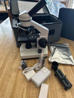 Microscope