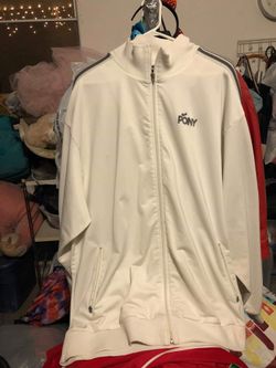 PONY HOODIE Size: XL