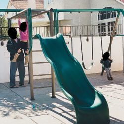 Playset w Pro Installation