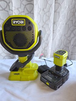 Ryobi 18v Verse Clamp Bluetooth Speaker with Battery and charger (Price Is Firm)