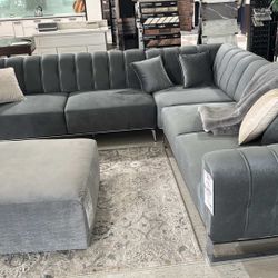Brand New 3 Piece Sectional 