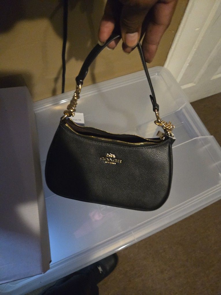 2025 Limited edition coach Terri schulderbag brand new never been used