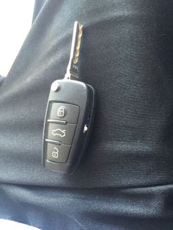 Audi key