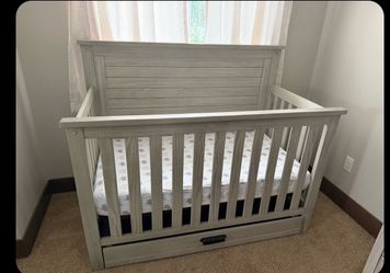 Caden 6-in-1 crib with Ionic Breathe mattress