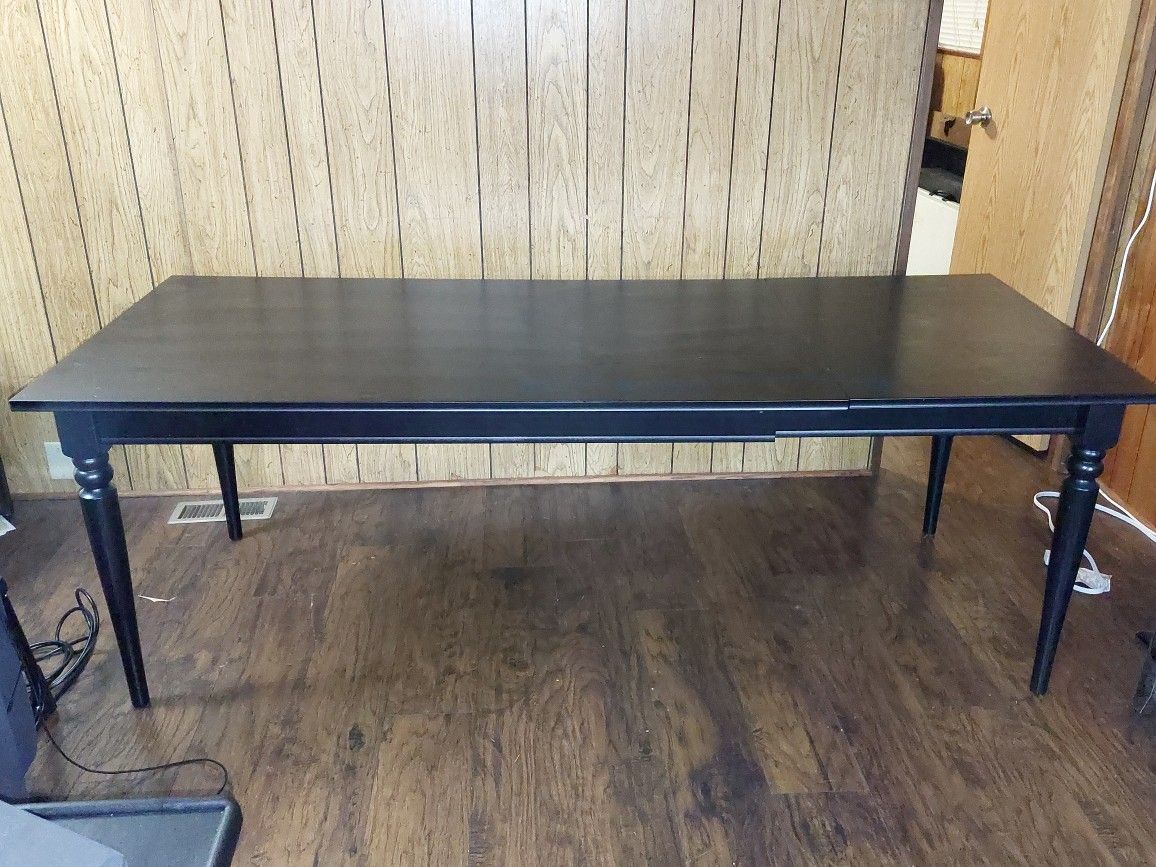 Dining Room Table With Chairs 