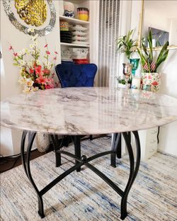 Flash Furniture Syracuse 45'' Round Glass Dining Table with Black Metal Frame